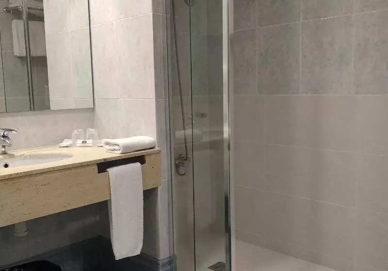 Chambre Standard, Bartos