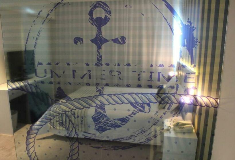 家庭间, Costa De Prata