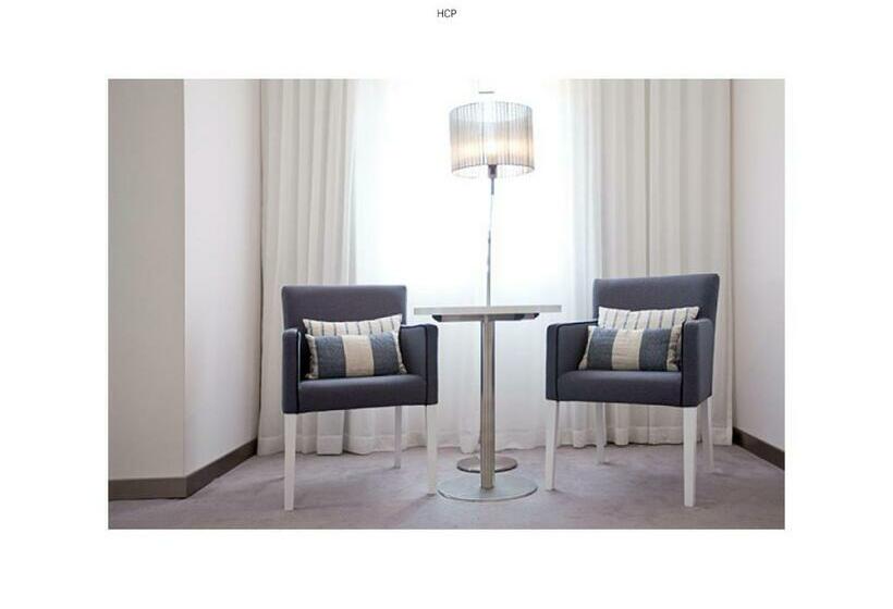 家庭间, Costa De Prata