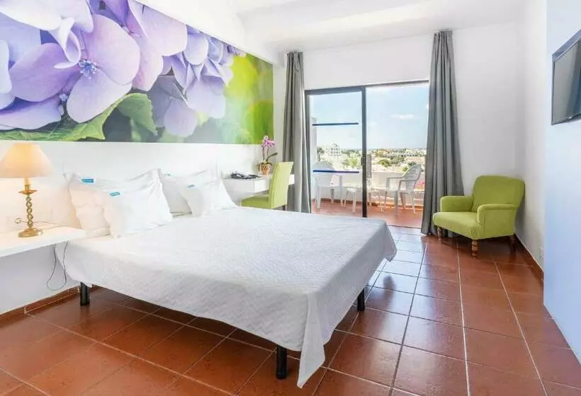 اتاق استاندارد با چشم‌انداز استخر, Da Aldeia - Adults Only