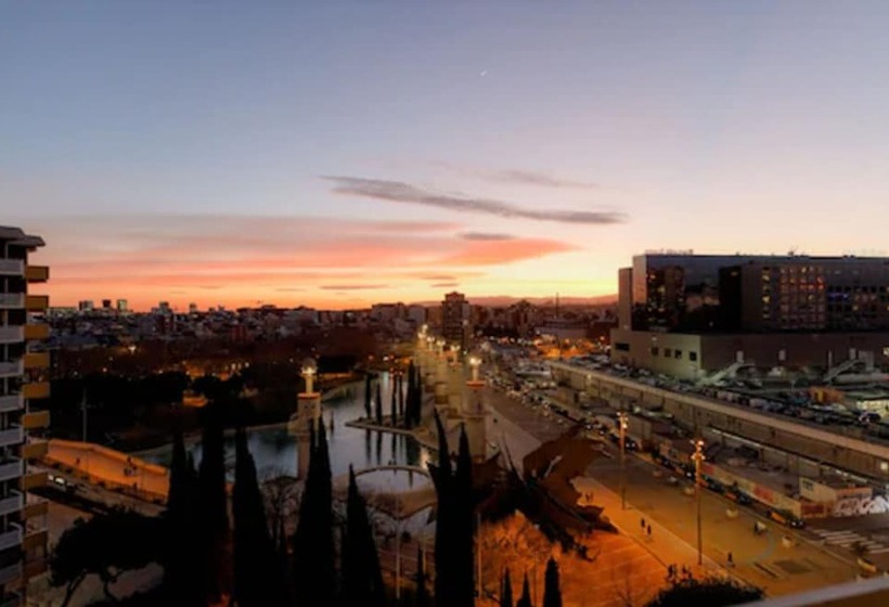 Номер Стандарт Вид на Город, Moxy Barcelona