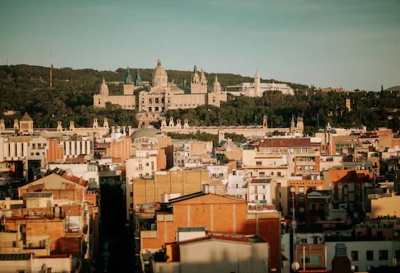 Номер Стандарт Вид на Город, Moxy Barcelona