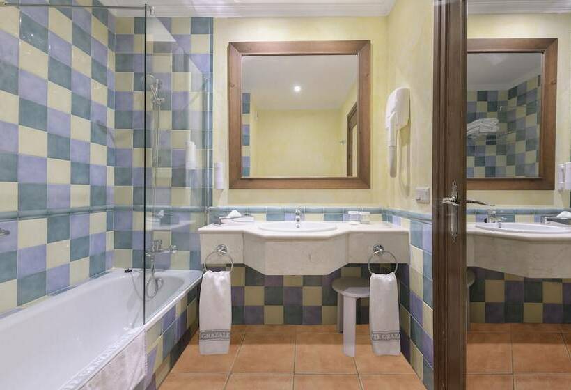 スタンダードルーム, Fuerte Grazalema