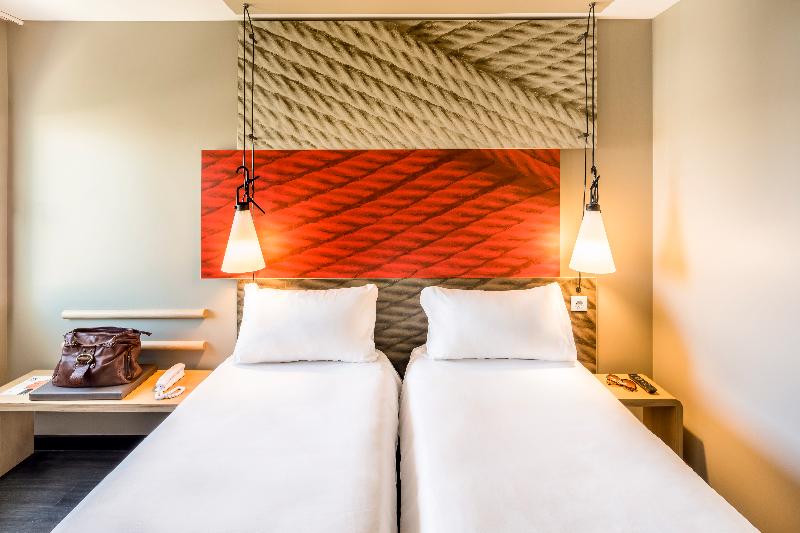Quarto Estandar, Ibis Faro Algarve