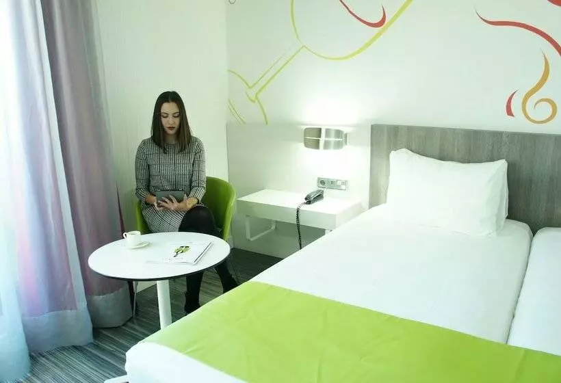 اتاق سوپریور, Ibis Styles Madrid Prado