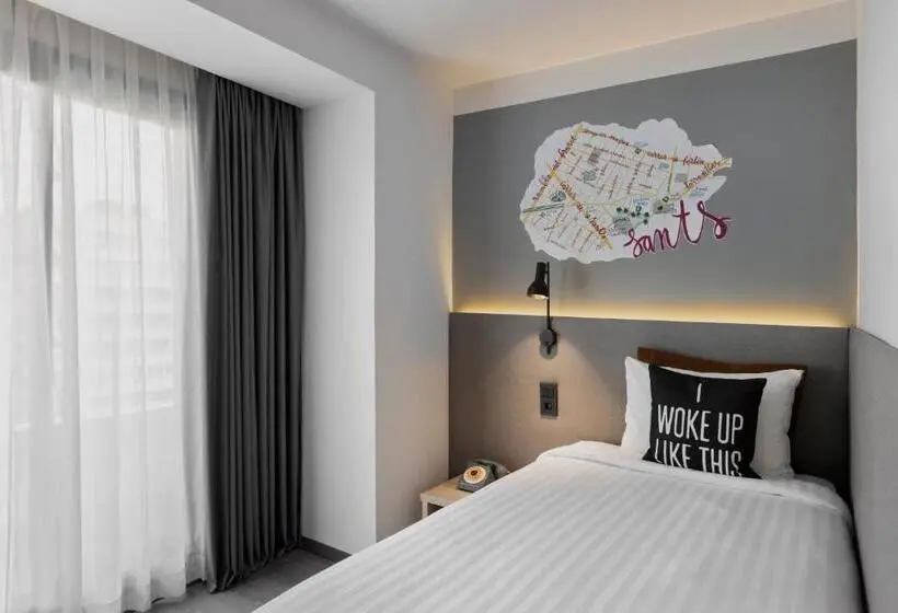 Camera Standard Singola con Balcone, Moxy Barcelona