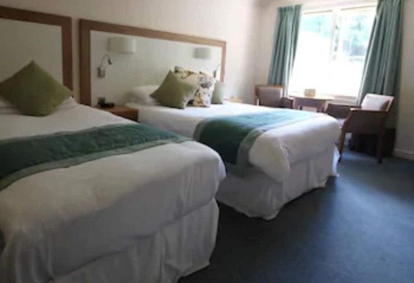 غرفة قياسية, Newby Bridge