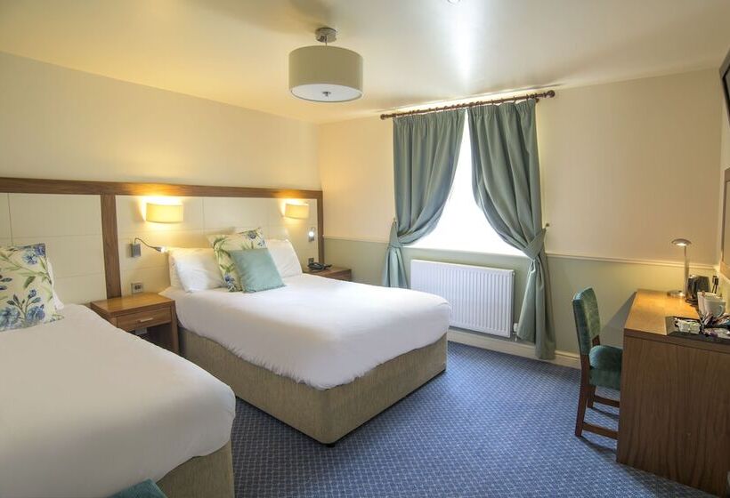 غرفة عائلية, Newby Bridge