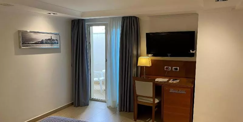 Economy Quadruple Room, Olimpico