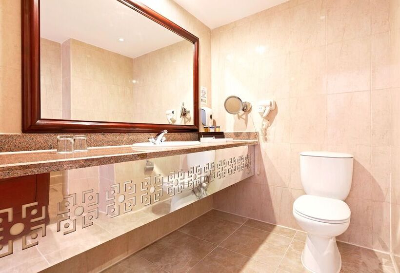 プールの見えるデラックスルーム, Pickalbatros Alf Leila Wa Leila Resort  Neverland Hurghada