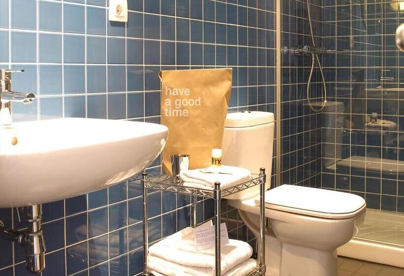 اتاق استاندارد یک نفره, Sixties Ramblas