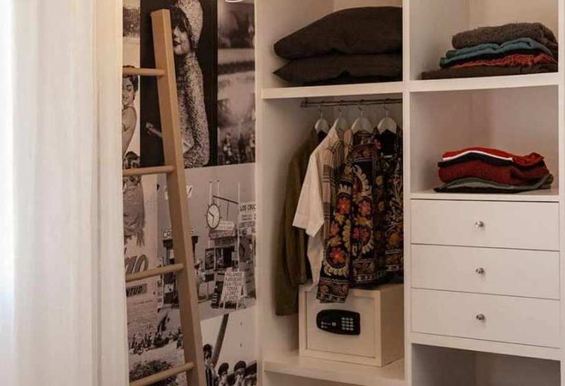 اتاق استاندارد یک نفره, Sixties Ramblas