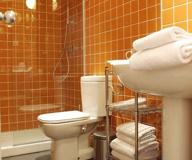 Superior Room with Terrace, Sixties Ramblas