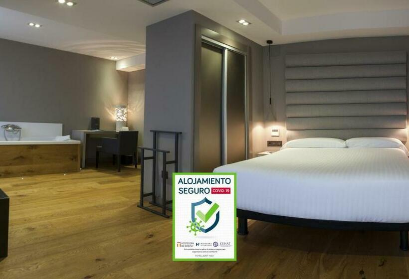 주니어 스위트, Zenit Vigo