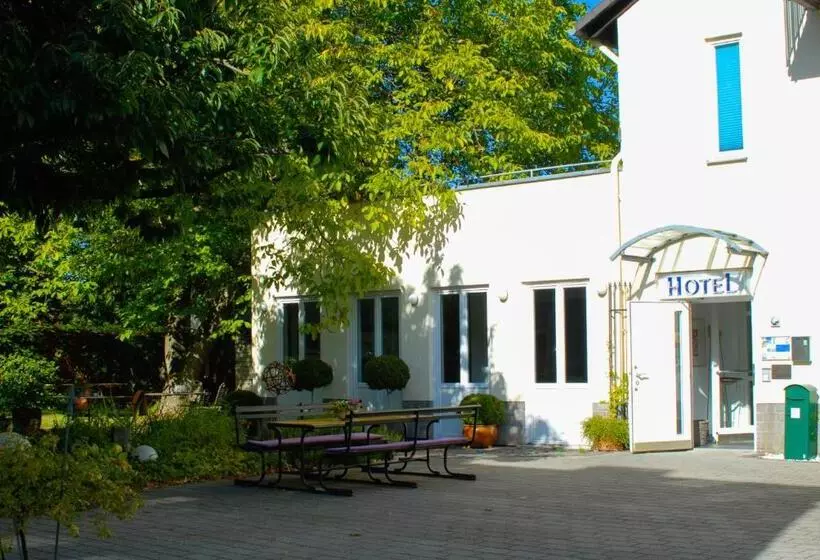 スタンダードトリプルルーム, Zweilinden Meckenheim Bonn