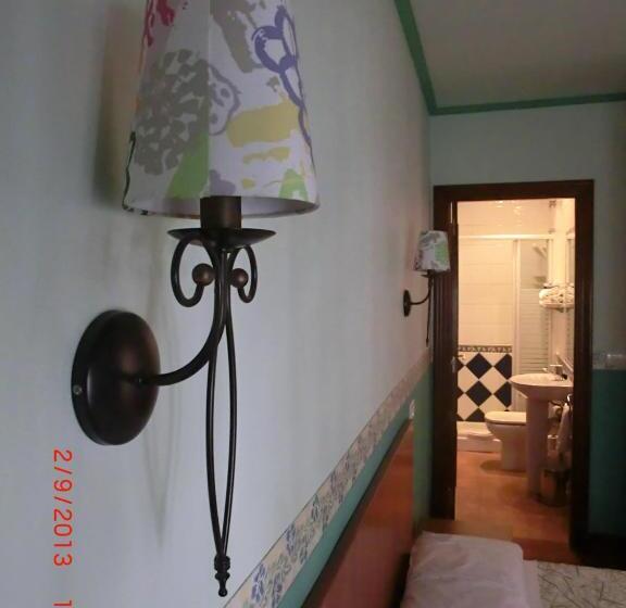 اتاق استاندارد یک نفره, Akelarre Ostatua