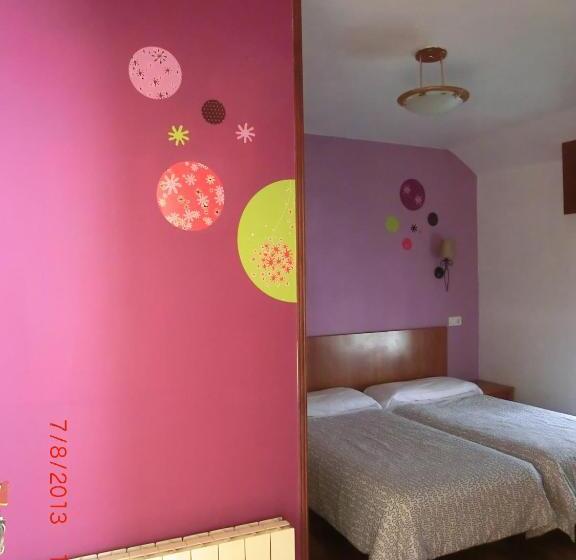 اتاق استاندارد, Akelarre Ostatua