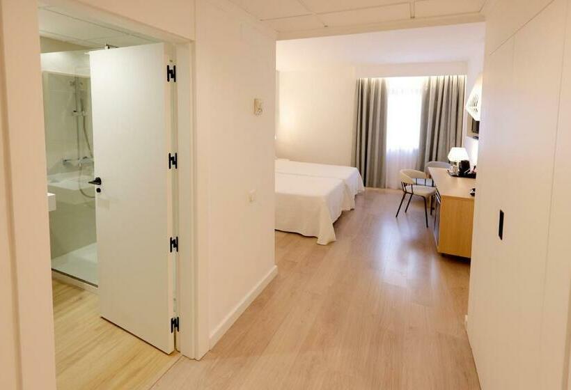 Номер Стандарт, Sercotel Carlos III