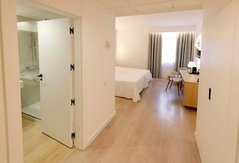 اتاق استاندارد, Sercotel Carlos III