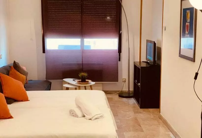 استودیوی استاندارد, Stylish City Apartamentos