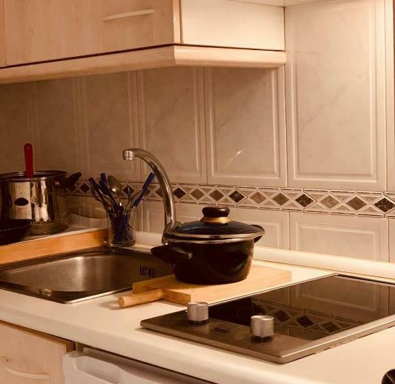 استودیوی استاندارد, Stylish City Apartamentos