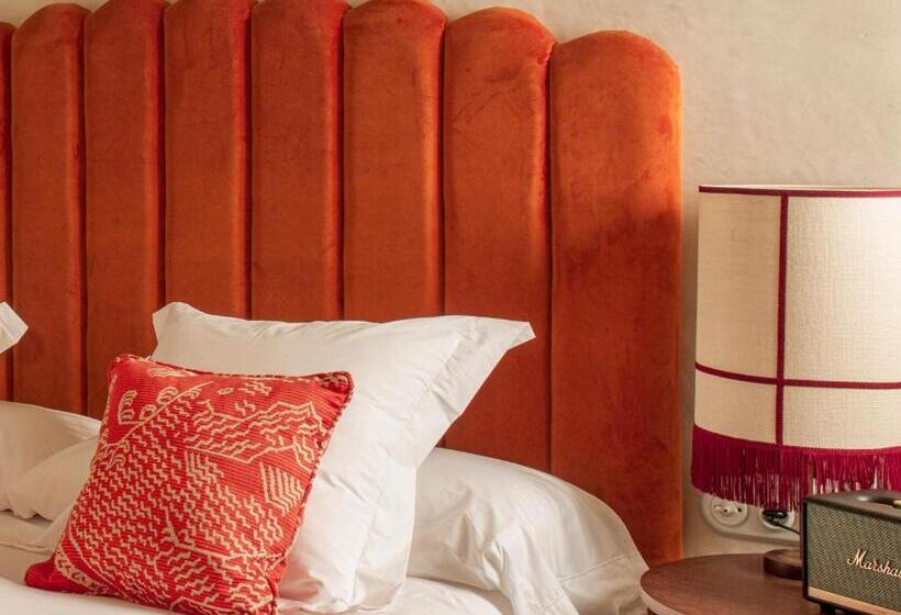 اتاق سوپریور با تخت بزرگ, La Bionda