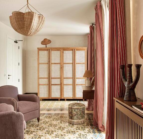 سوییت, La Bionda