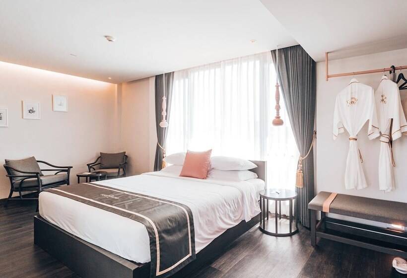 スタンダードルーム, Sooknirund