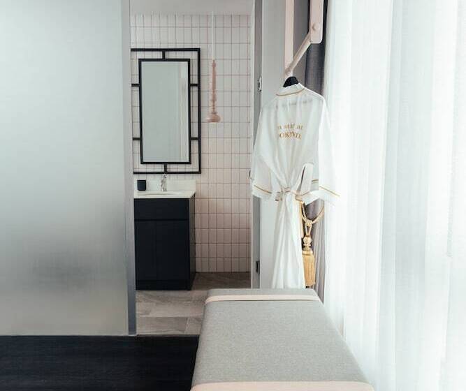 デラックスルーム, Sooknirund