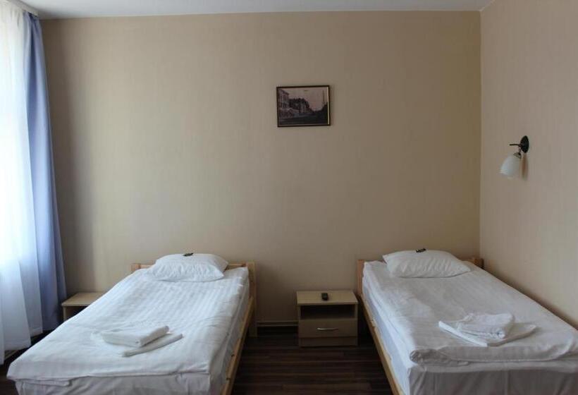 اتاق خانوادگی, Windrose