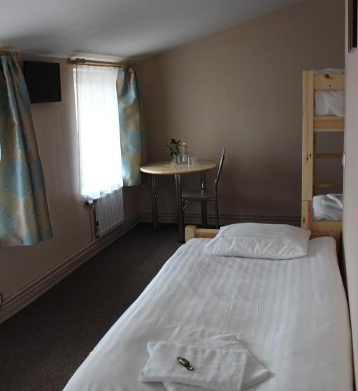 اتاق استاندارد چهار تخته, Windrose