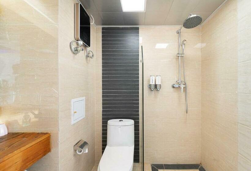 Номер Deluxe Вид на Море с Балконом, Ning House Lake View Inn