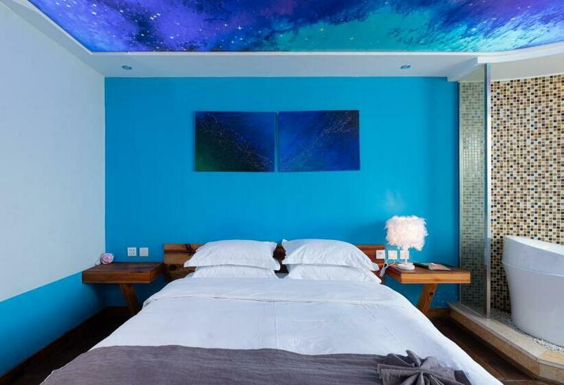 Номер Deluxe Вид на Море с Балконом, Ning House Lake View Inn