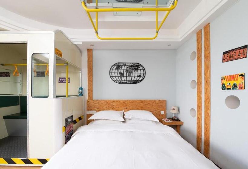 Номер Deluxe Вид на Море с Балконом, Ning House Lake View Inn