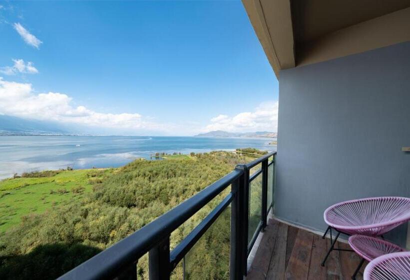 Номер Стандарт с Балконом, Ning House Lake View Inn