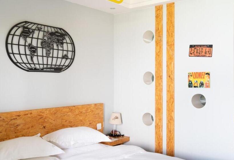 Номер Deluxe Вид на Море с Балконом, Ning House Lake View Inn