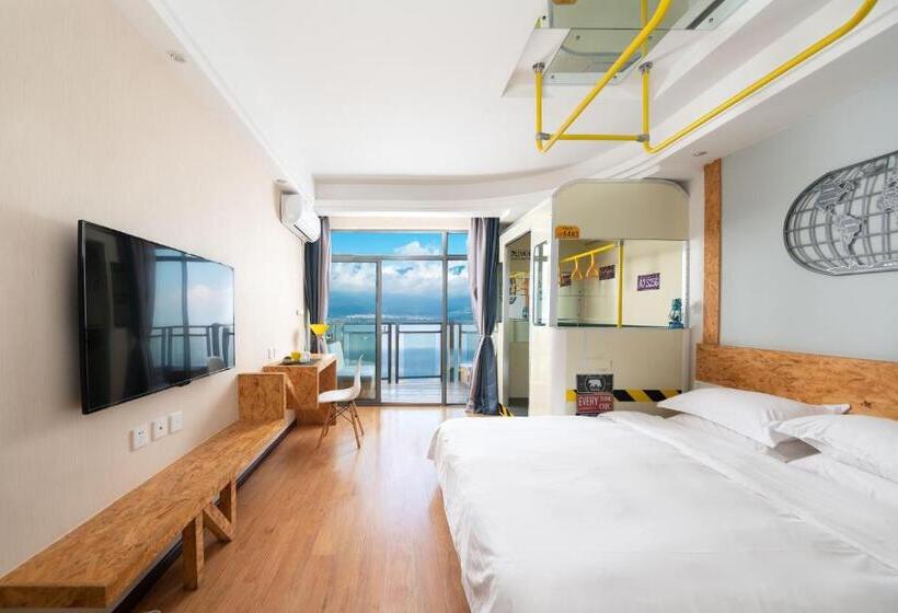 Номер Deluxe Вид на Море с Балконом, Ning House Lake View Inn