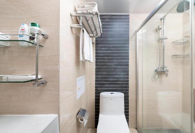 Номер Deluxe Вид на Море с Балконом, Ning House Lake View Inn