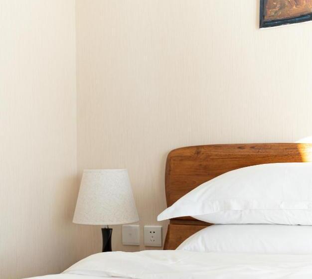 Номер Deluxe Вид на Море с Балконом, Ning House Lake View Inn