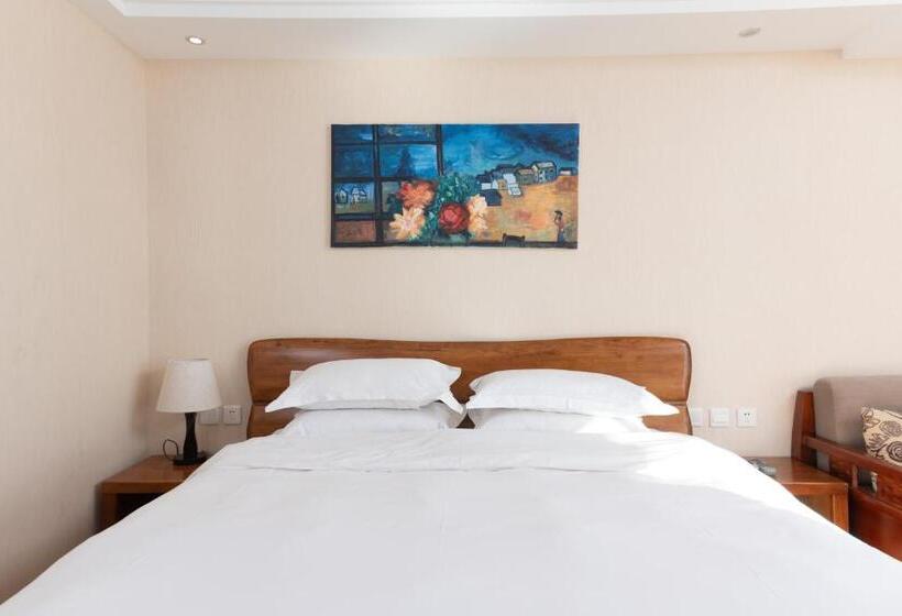 Номер Deluxe Вид на Море с Балконом, Ning House Lake View Inn