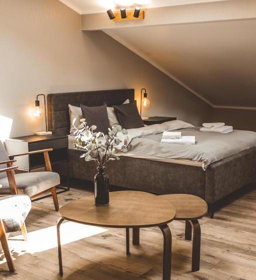 اتاق سوپریور, Vanaga Ligzda