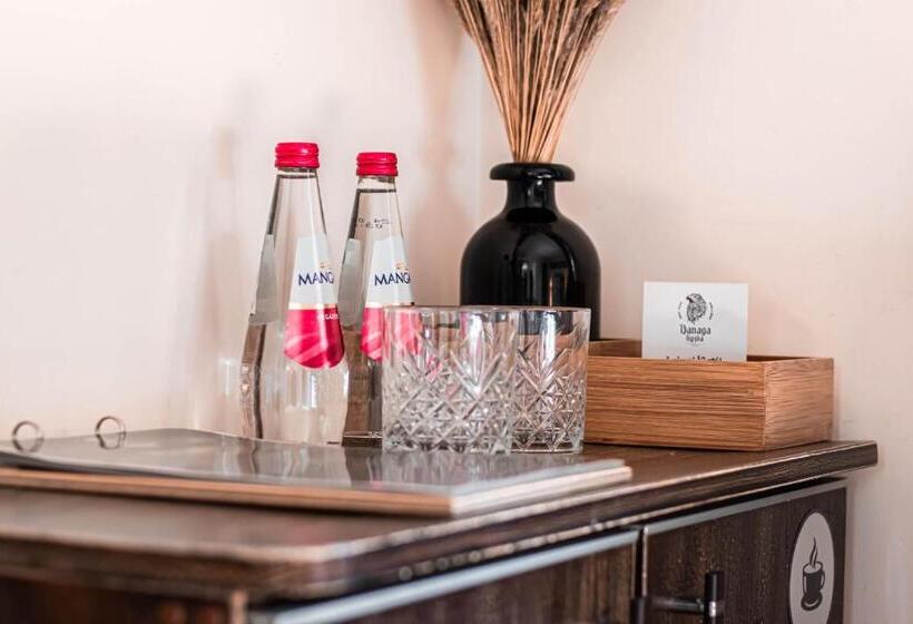 اتاق استاندارد, Vanaga Ligzda