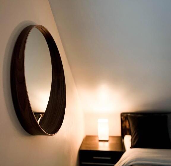 اتاق استاندارد چهار تخته, Vanaga Ligzda