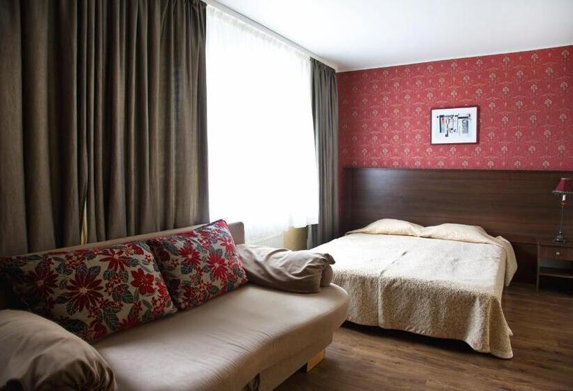 اتاق استاندارد چهار تخته, Mamos Virtuve