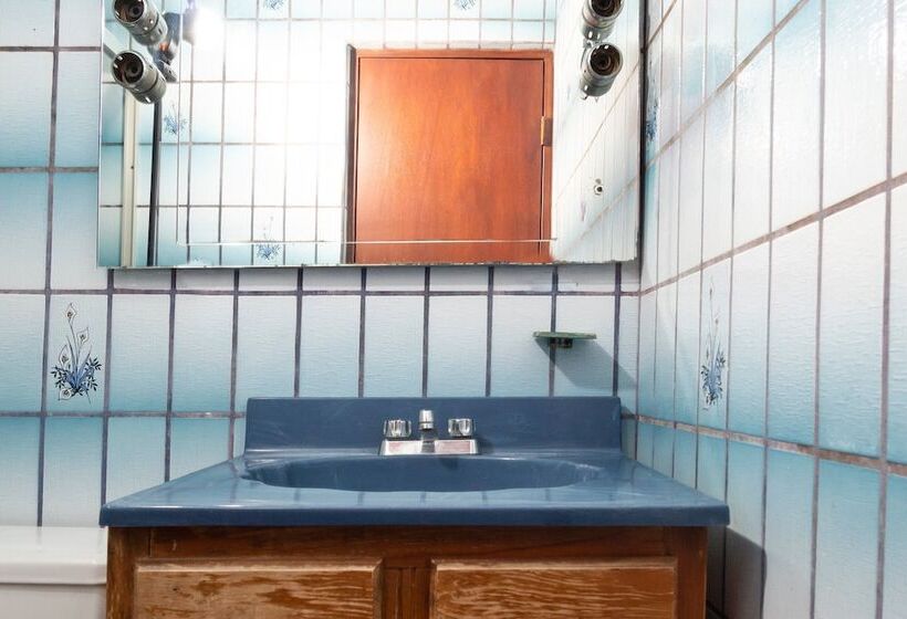 高级大房间, Don Luis