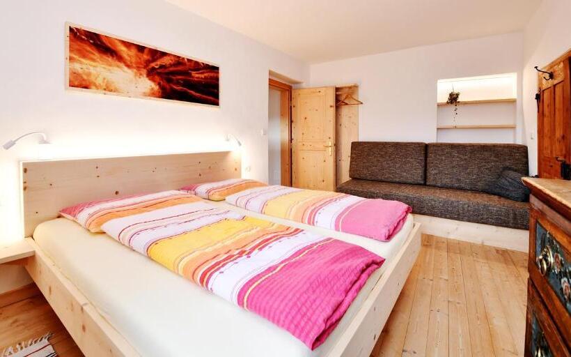 带1个卧室的带阳台的公寓, Rielingerhof