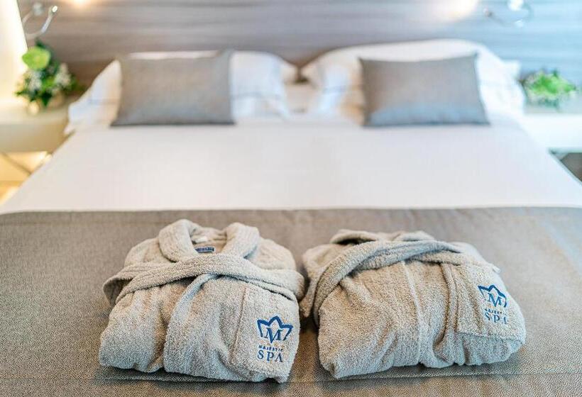 수피리어 룸 측면 바다 전망, Majestic Beach Hotel & Wellness