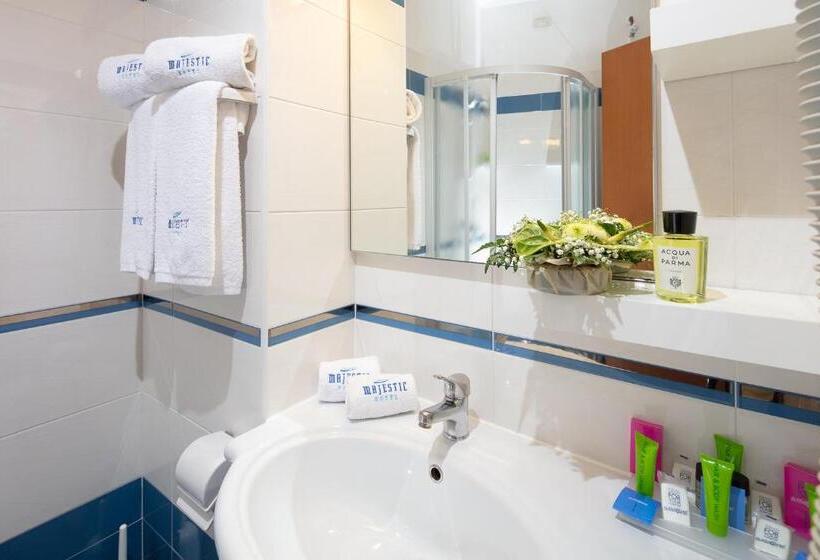 스탠다드 룸 바다 전망, Majestic Beach Hotel & Wellness