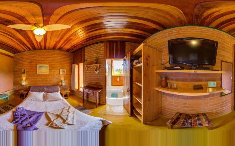 Suite with Views, Hospedaria Estação Píccola No Quintal Da Pedra Do Baú