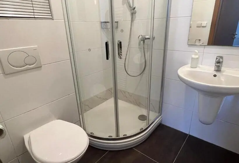 آپارتمان 1 خوابه, Pension Mikulov